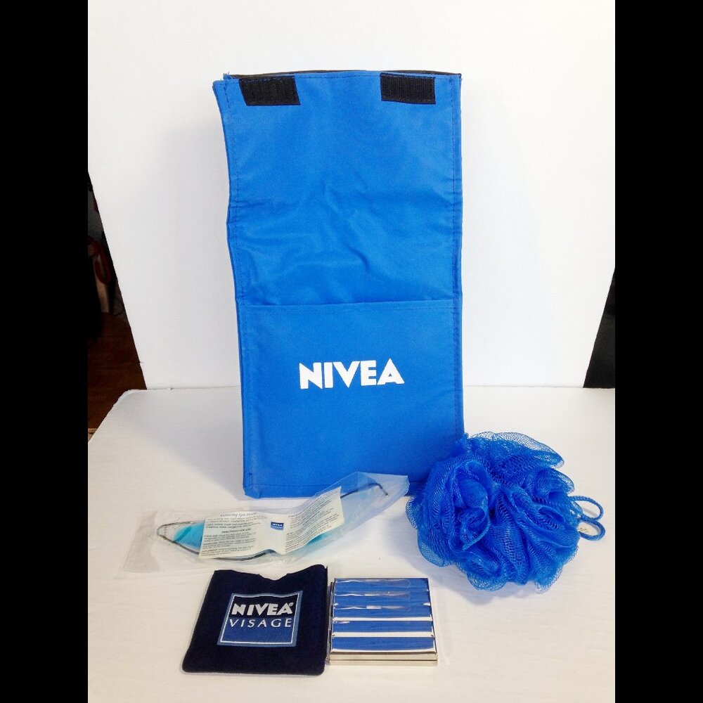 Vintage Nivea Cosmetics Bag / Travel Bag with Scrubber, Eye Mask & Mirror